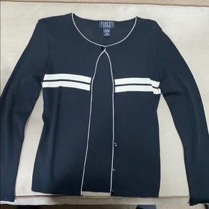 Finity Petite long sleeve sweater size PM.